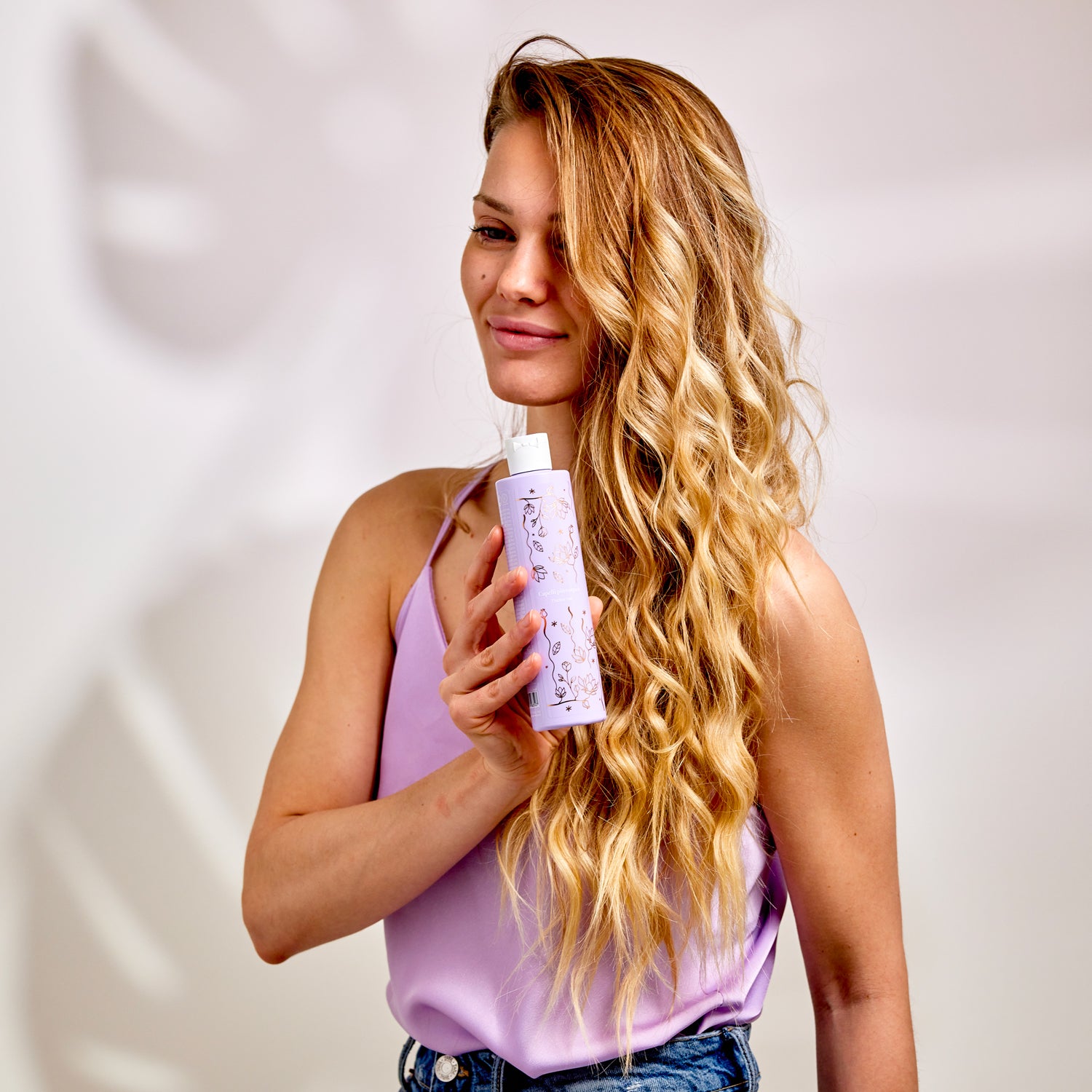 Volumizing Shampoo for Fine Hair with Magnolia