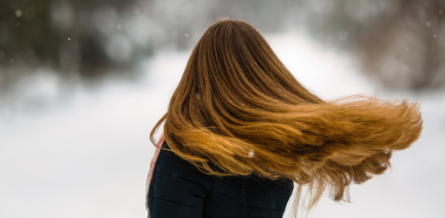 Capelli grassi: ma cosa succede ai miei capelli in inverno?